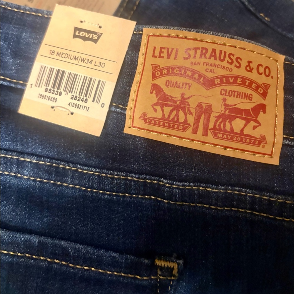 Levi's Dark Blue Denim Skinny Jeans